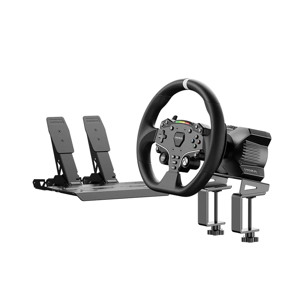 MOZA R3 racing bundle for Xbox and PC: wheel base, round steering wheel, two pedals and a desk clamp