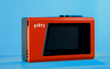 pl8ty, a Walkman That Takes Your Phone As Cassette